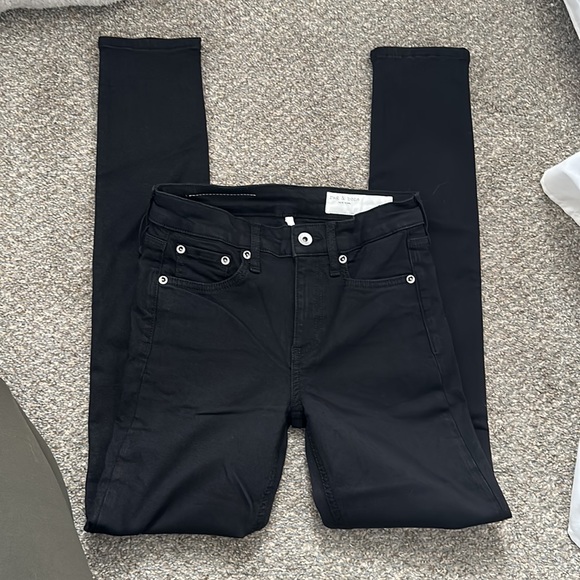Rag and Bone midrise skinny 25 - Picture 3 of 3